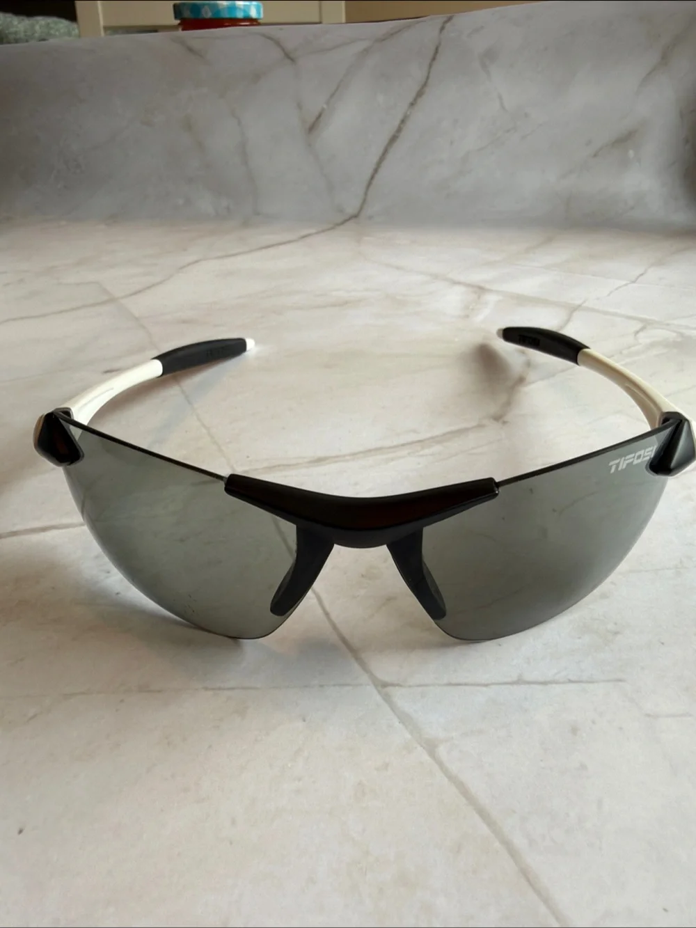Tifosi Men’s White and Black Performance Sport Sunglasses